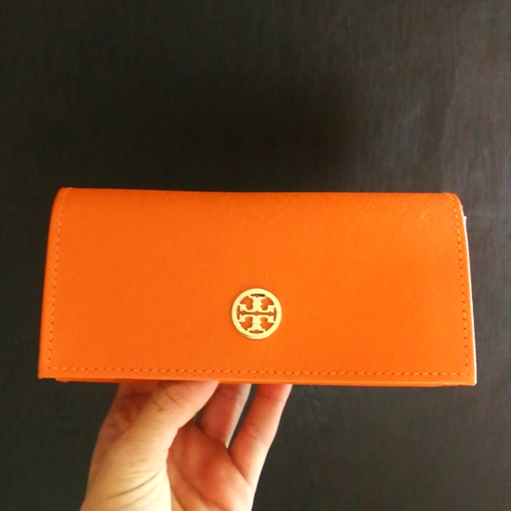 Tory Burch small hard glasses case